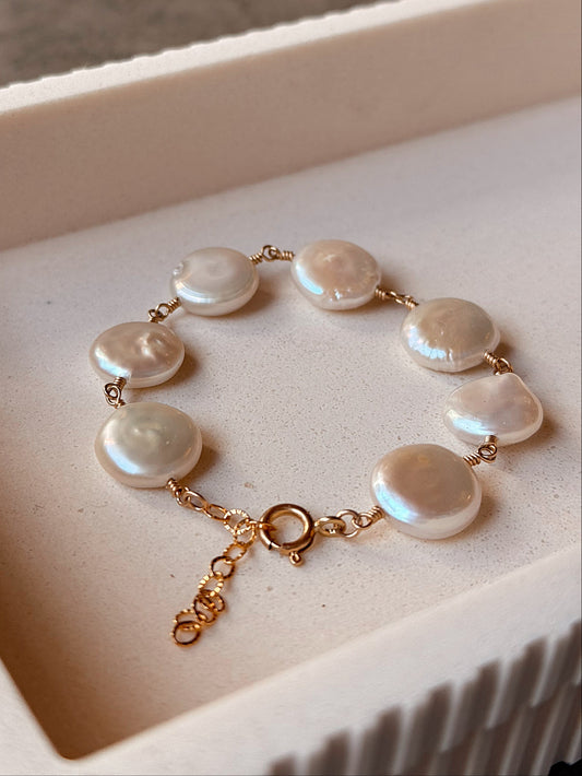 Freshwater Coin Pearl Bracelet