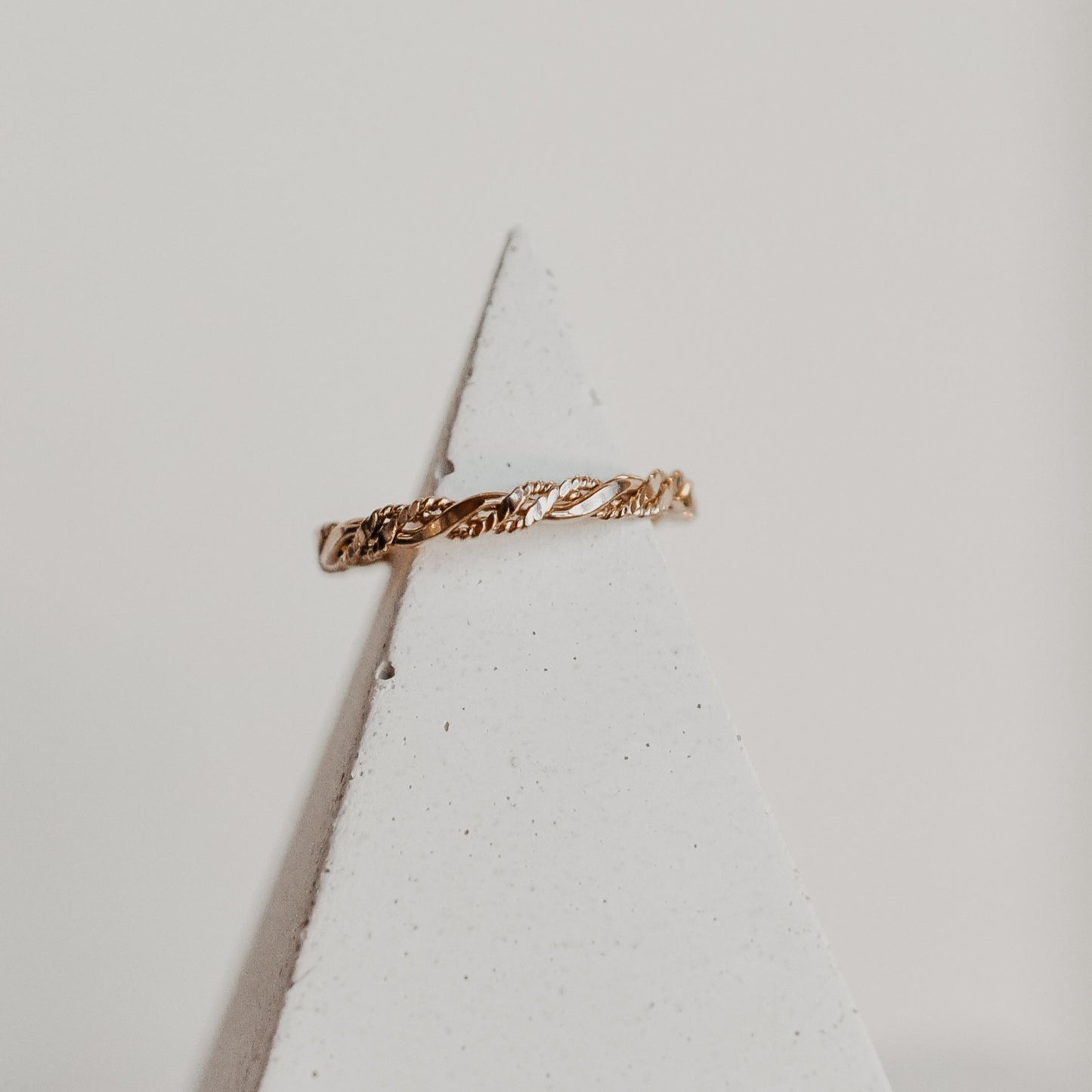 Shiny Twisted Ring