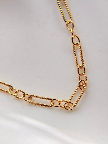 Shiny Tiny Emmy Chain