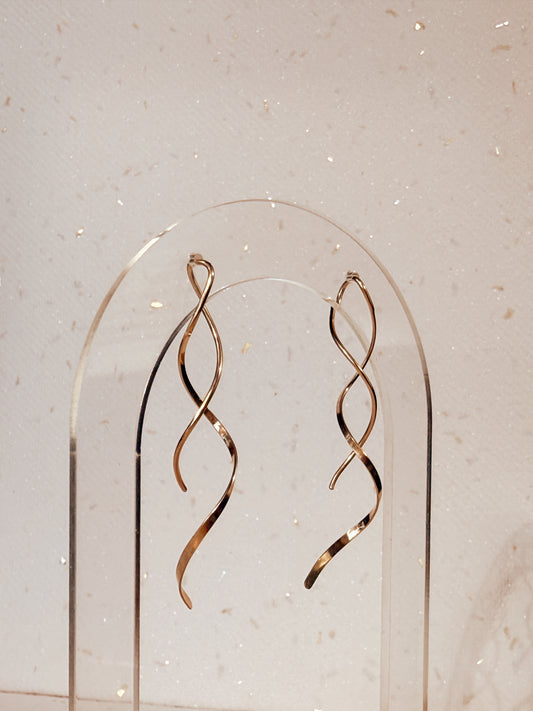 Swirly Wire Drops