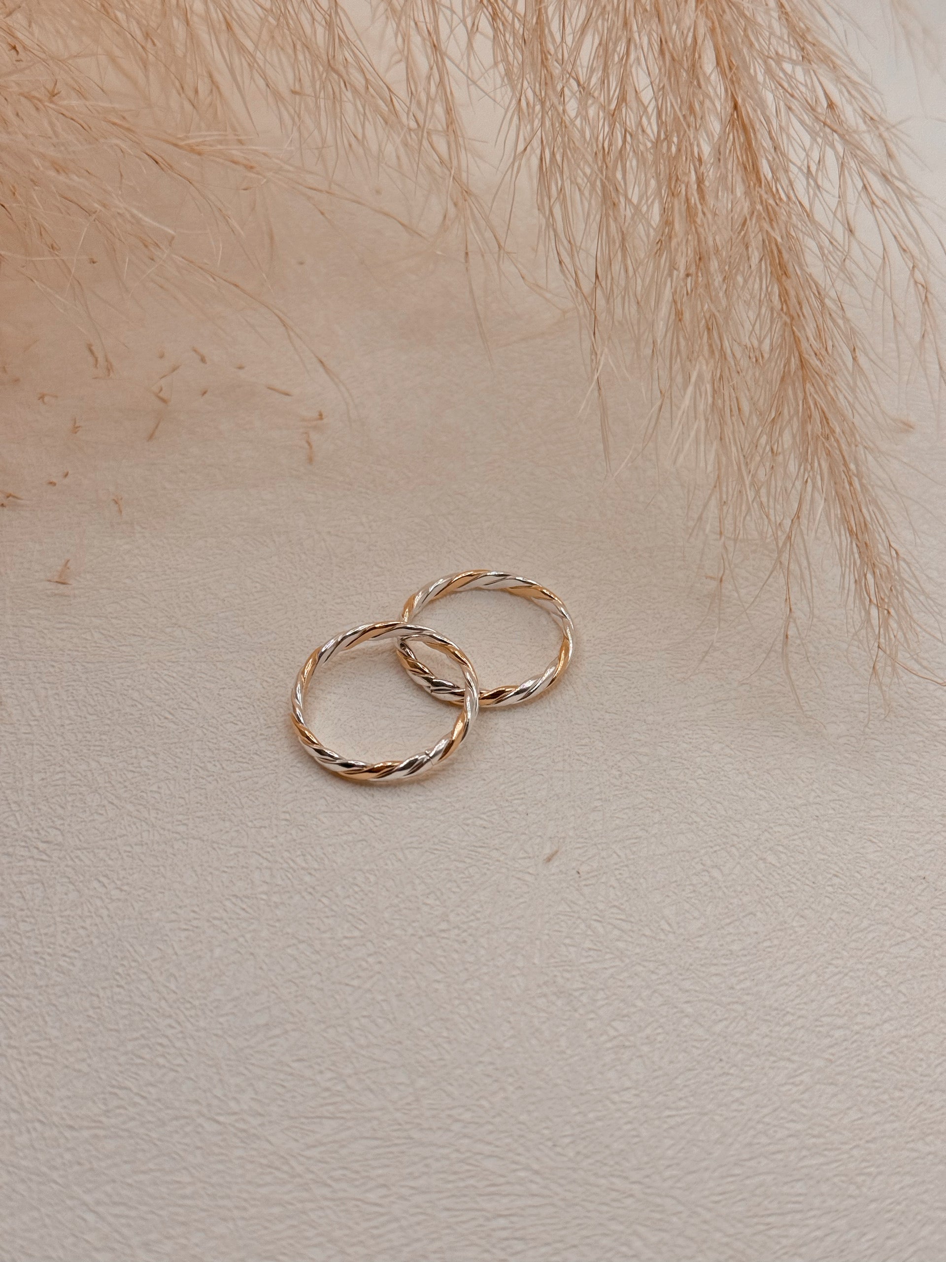Two Toned Twist Ring – Quad Espresso Jewelry