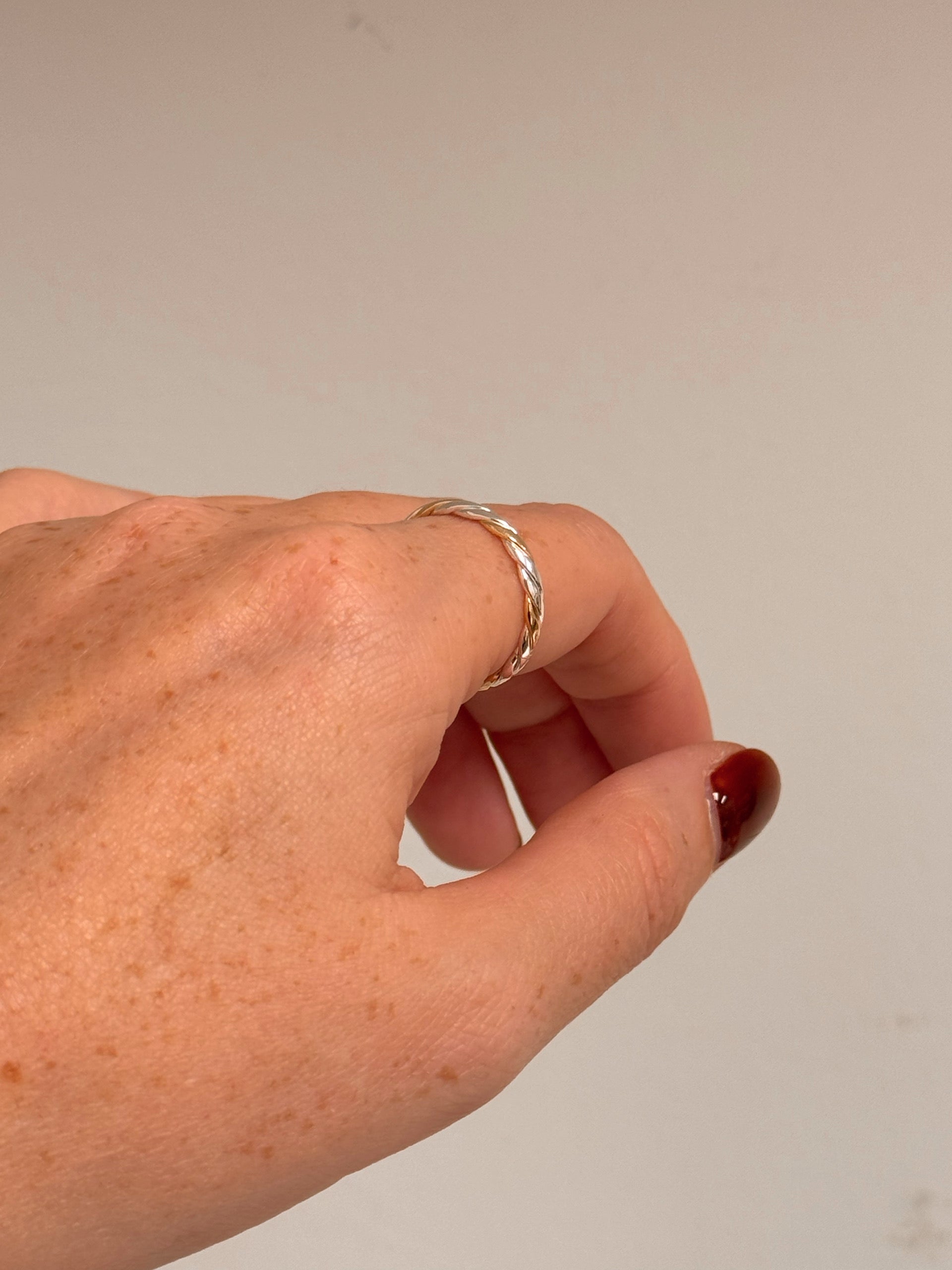 Two Toned Twist Ring – Quad Espresso Jewelry