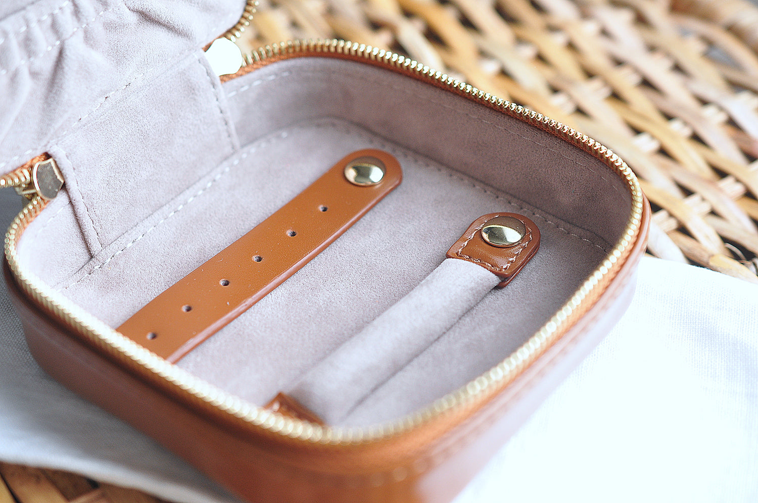 Pocket Sized Jewelry Case - Quad Espresso Jewelry
