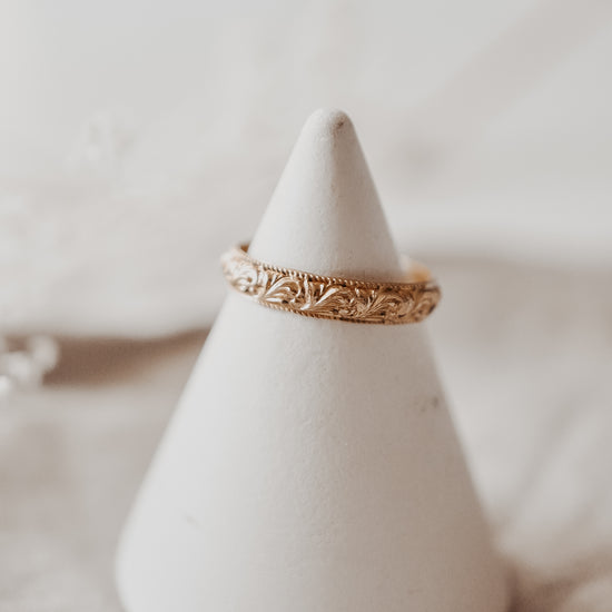 Vintage Gold Band - Quad Espresso Jewelry