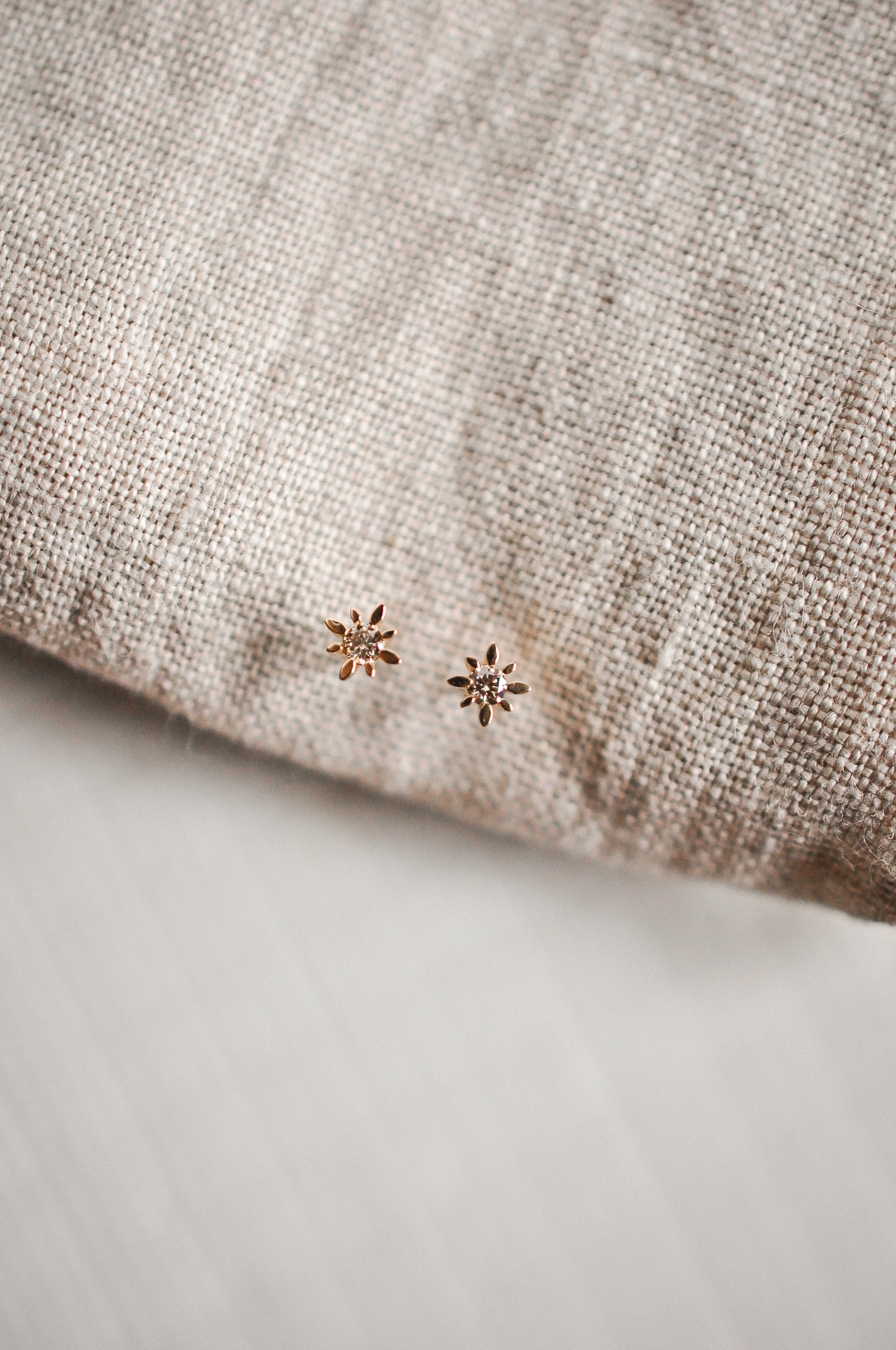 14k Solid Gold Compass Star Diamond Studs - Quad Espresso Jewelry