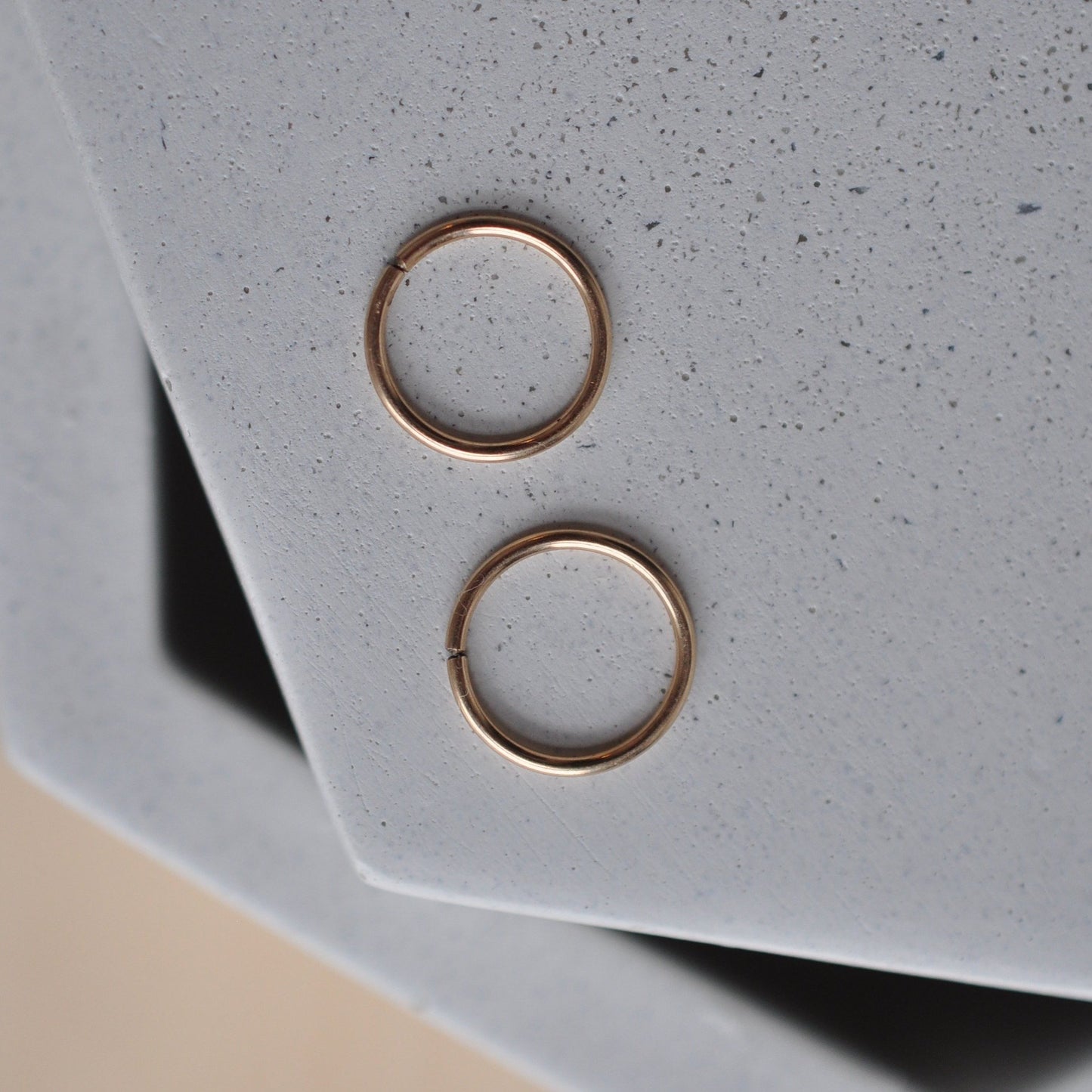 Seamless Hoops - Quad Espresso Jewelry