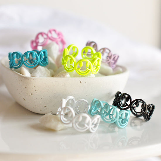 Smiley Face Enamel Ring - Quad Espresso Jewelry