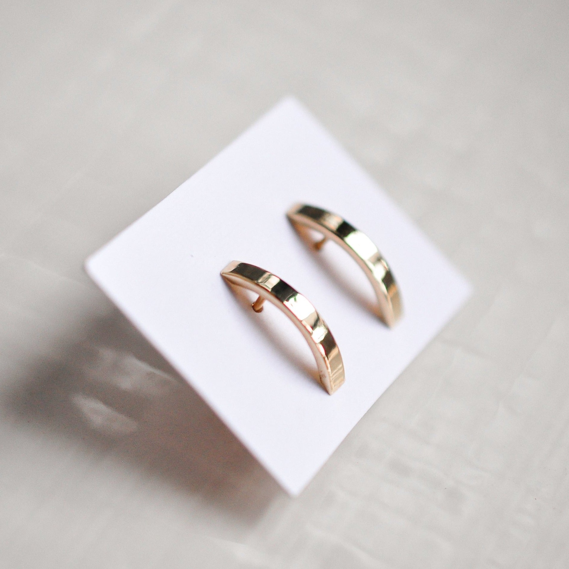 14k Solid Gold Curved Bar Stud - Quad Espresso Jewelry
