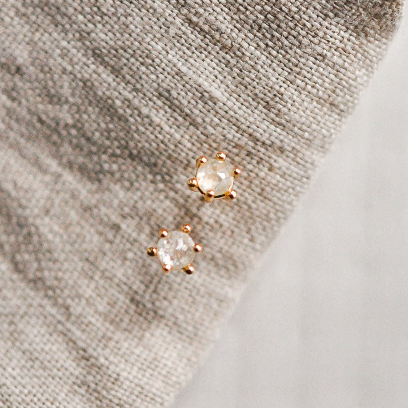 14k Solid Gold Gray Rough Cut Diamond Studs - Quad Espresso Jewelry