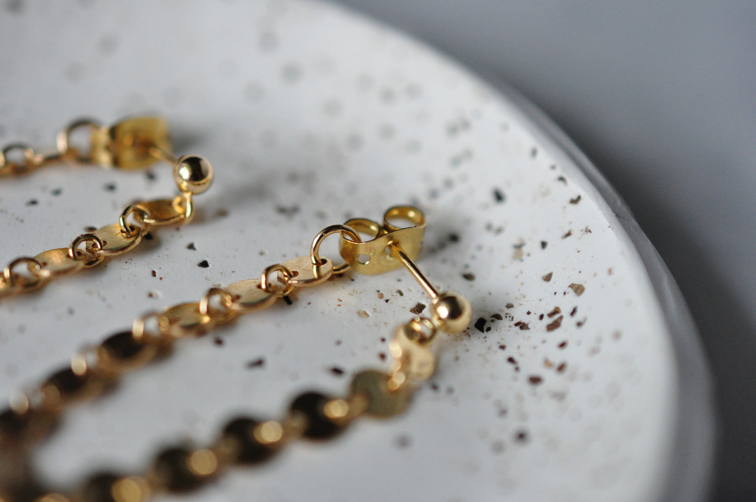 Lola Swings - Quad Espresso Jewelry